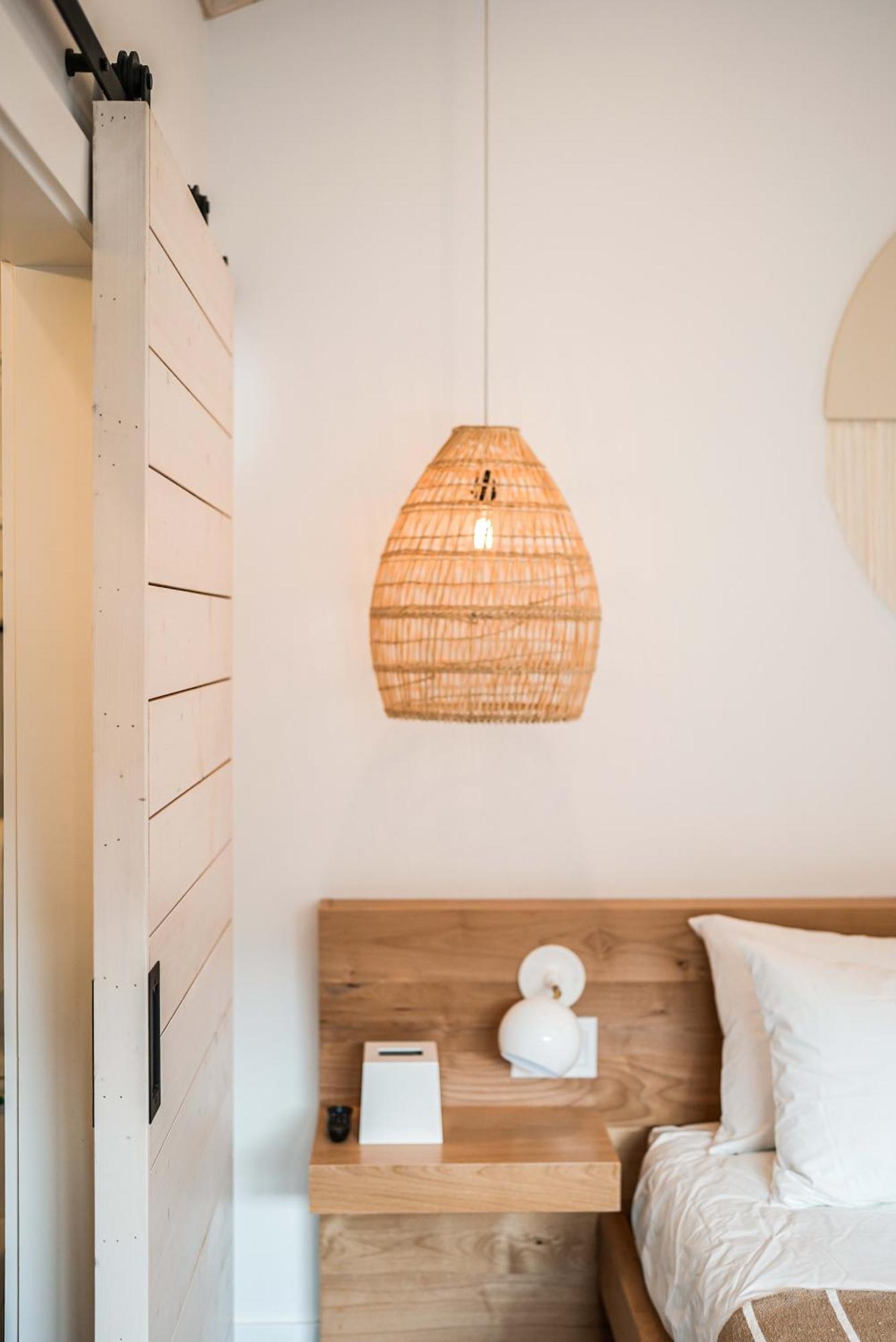 Funboard Room Includes King Bed And Mini Kitchenette Стинсон-Бич Экстерьер фото